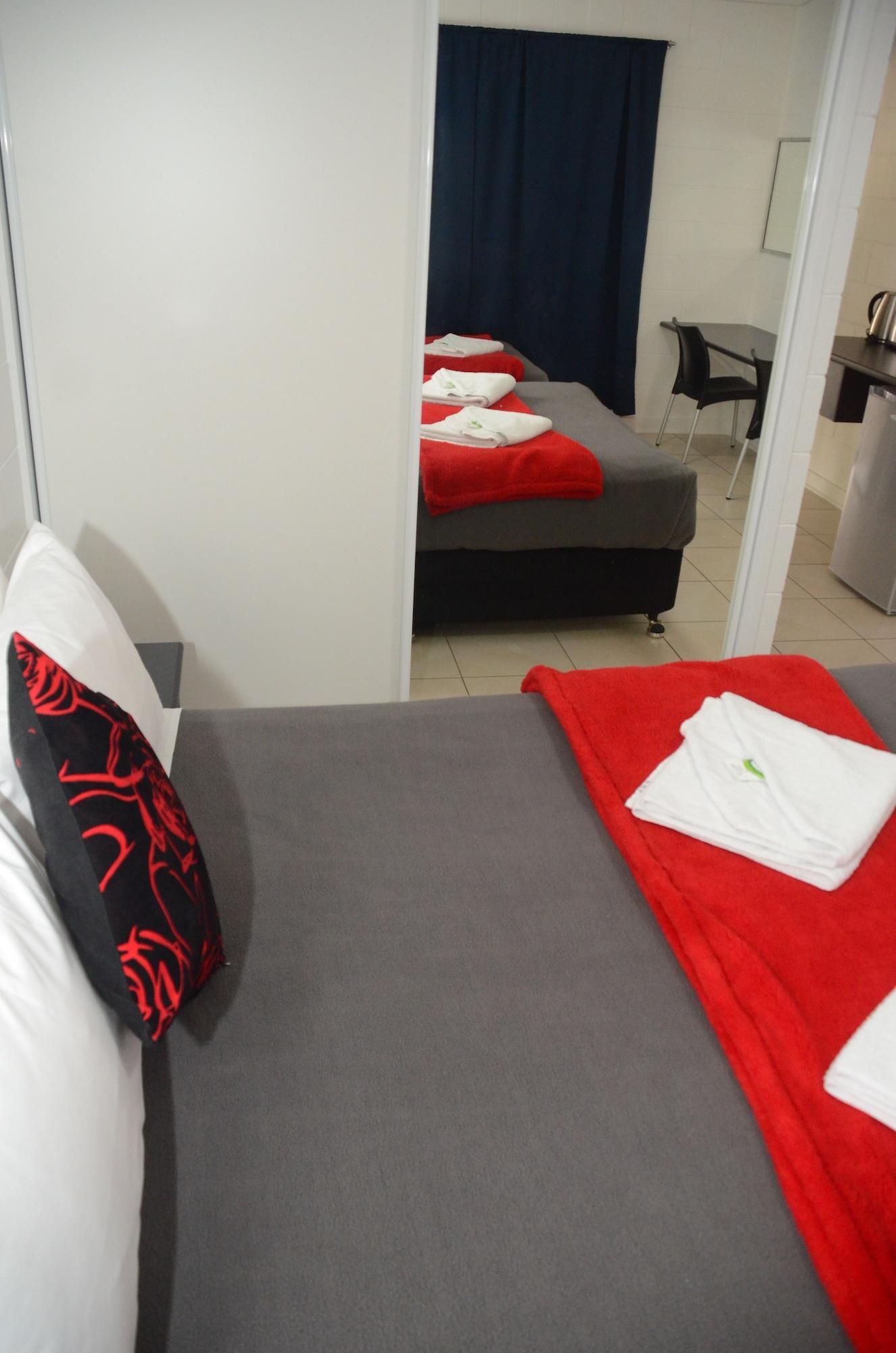 Capricorn Hotel Blackwater Екстер'єр фото
