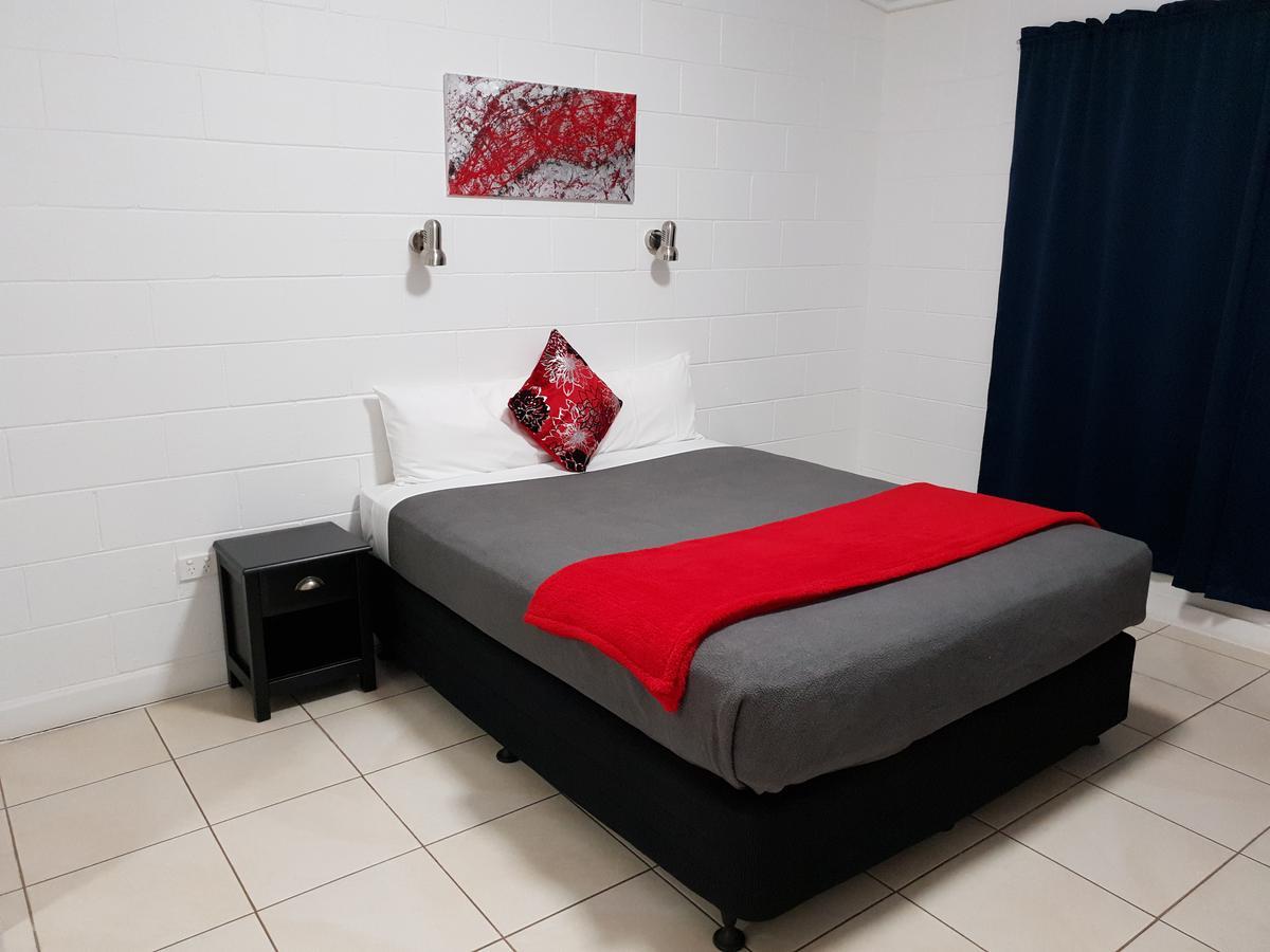 Capricorn Hotel Blackwater Екстер'єр фото